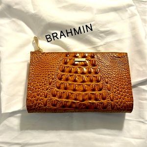 NWOT Brahmin Daisy Croc Leather Wristlet